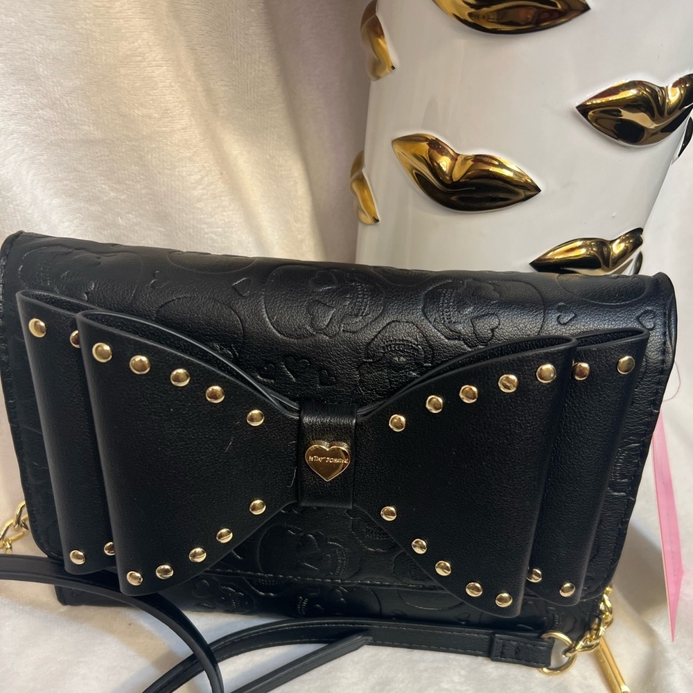 Betsey Johnson Black and Gold Crossbody Bag - Picture 8 of 14